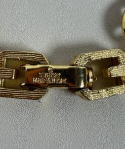 GIVENCHY Vintage Gold-Tone G-Logo Clasp Gucchi / Grotto Link Chain Necklace - Image 4