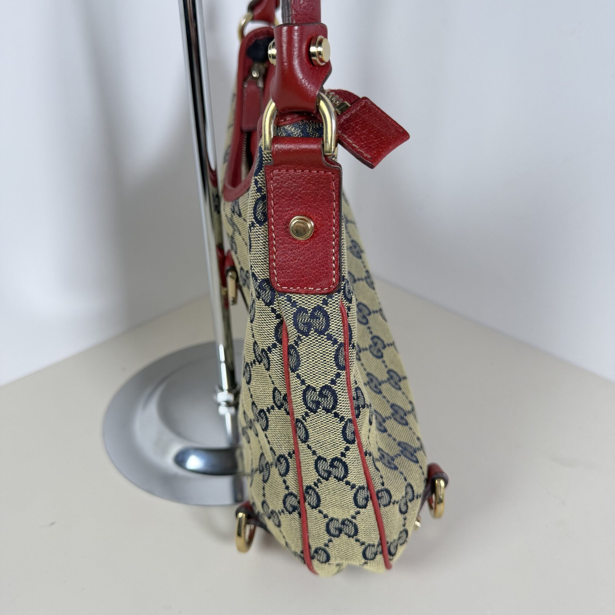Gucci Small Abbey D-Ring GG Canvas Shoulder Hobo Bag - Image 4