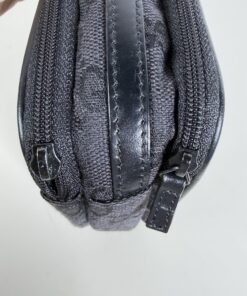 Gucci Vintage GG Canvas Compact Short-Strap Shoulder Bag - Image 4