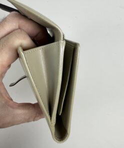 Gucci Smooth Calfskin Continental Latch Wallet - Image 7