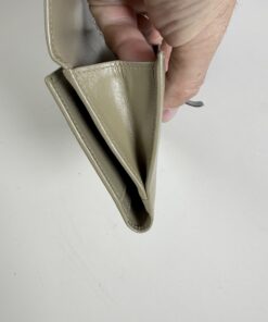 Gucci Smooth Calfskin Continental Latch Wallet - Image 8