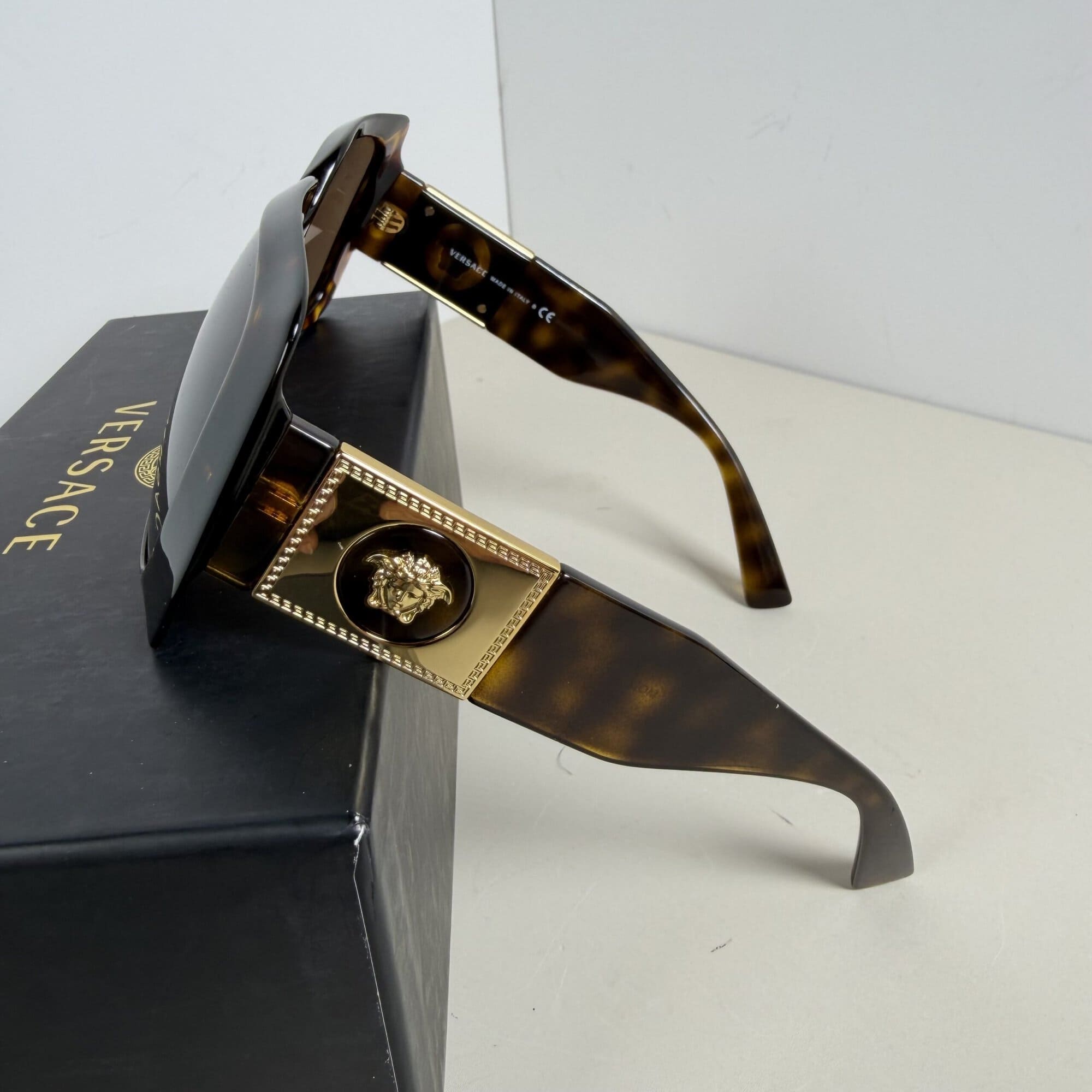 Versace VE4405 Oversized Square Tortoiseshell Sunglasses image 3