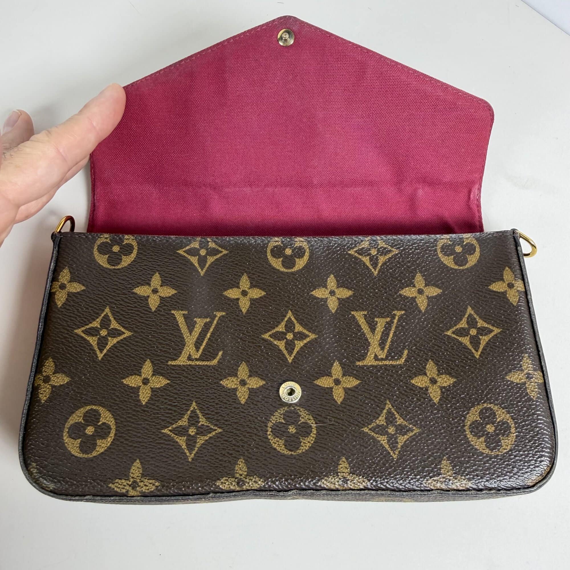 Louis Vuitton Monogram Canvas Pochette Félicie Crossbody Bag - Image 5
