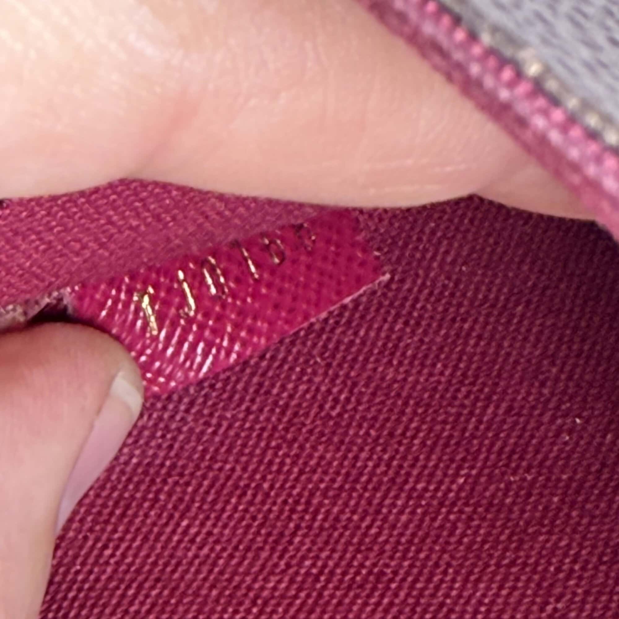 Louis Vuitton Monogram Canvas Pochette Félicie Crossbody Bag - Image 12
