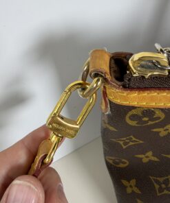Louis Vuitton Monogram Canvas Palermo PM Tote Bag - Image 4