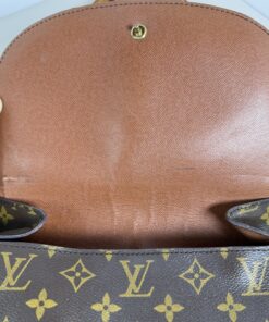 Louis Vuitton Monogram Canvas Saint Cloud GM Shoulder Bag - Image 9