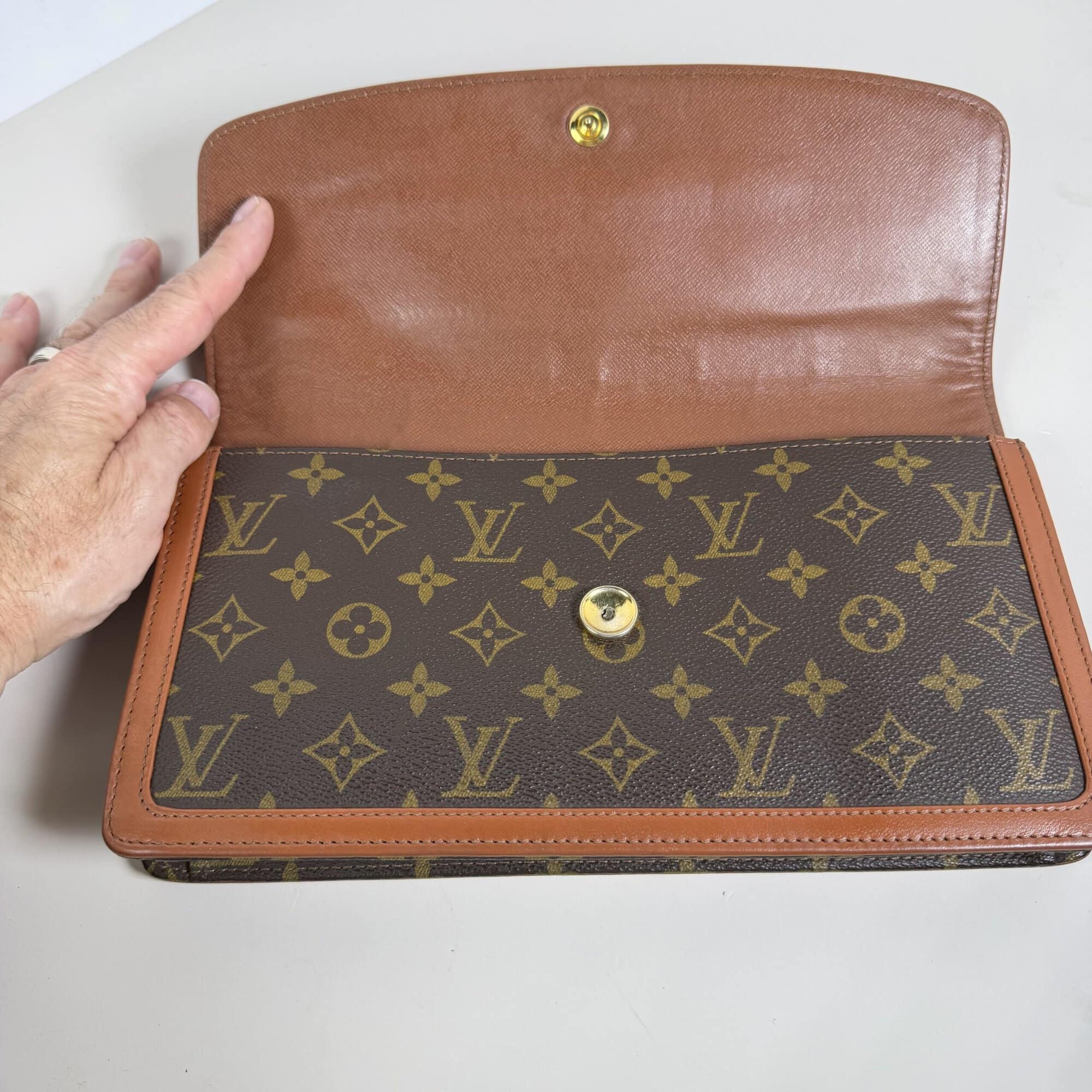 Louis Vuitton Monogram Canvas Pochette Twin GM Clutch Bag - Image 3