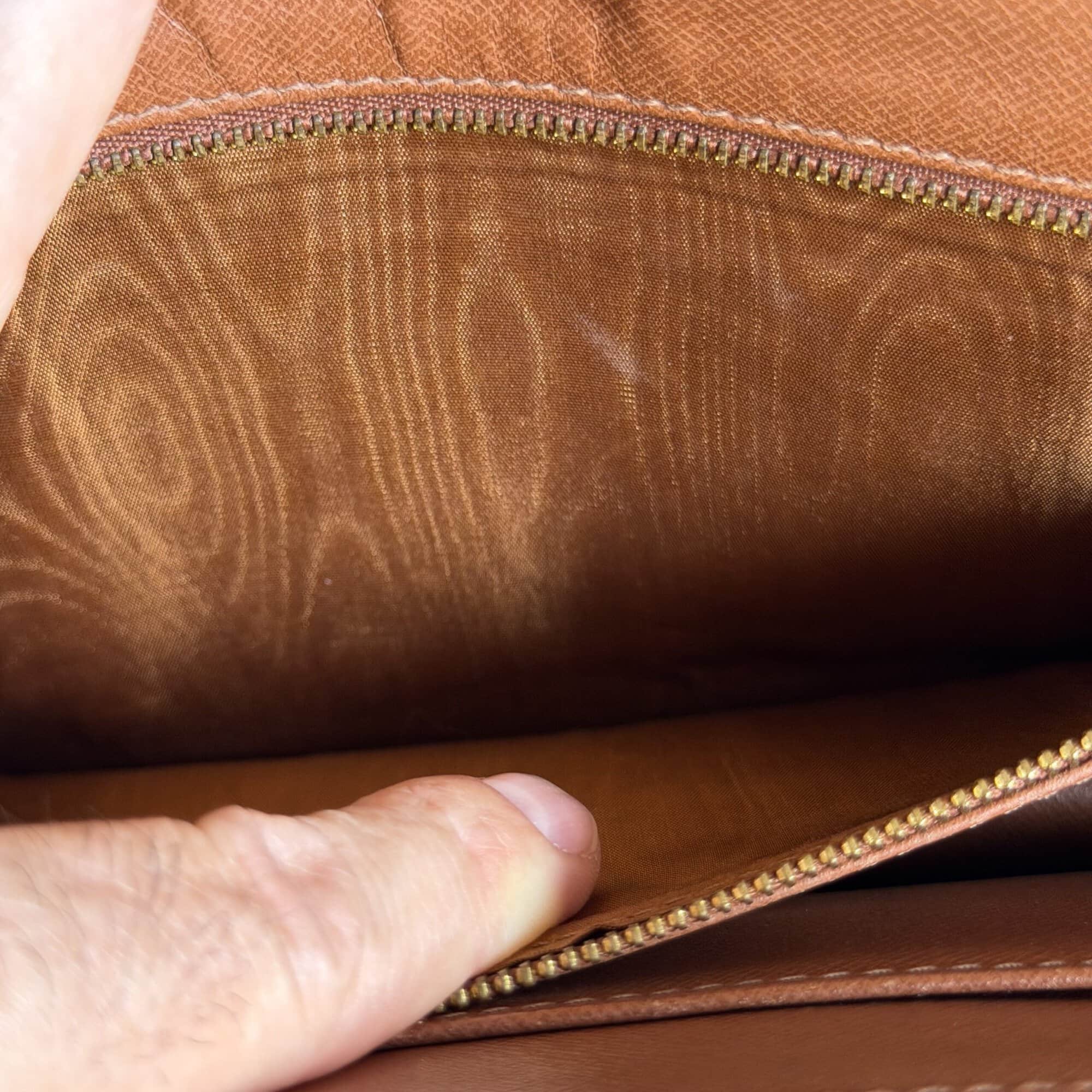 Louis Vuitton Monogram Canvas Pochette Twin GM Clutch Bag - Image 17