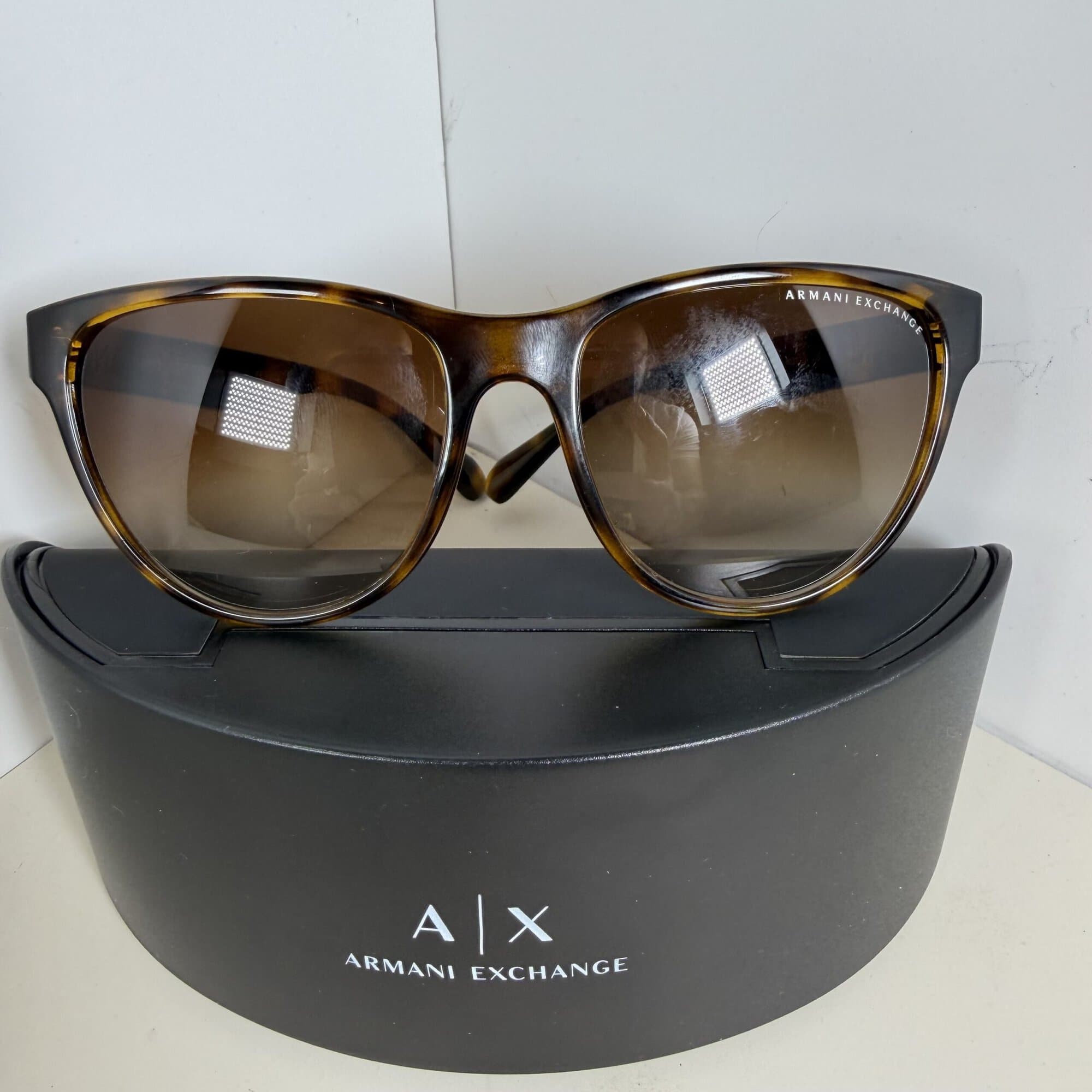 Armani Exchange sunglasses, AX4115S designer eyewear, tortoiseshell sunglasses, gradient brown lenses, oversized round sunglasses, preloved Armani Exchange, luxury streetwear glasses, authentic AX sunglasses, Havana frame sunglasses, designer sunglasses case pack