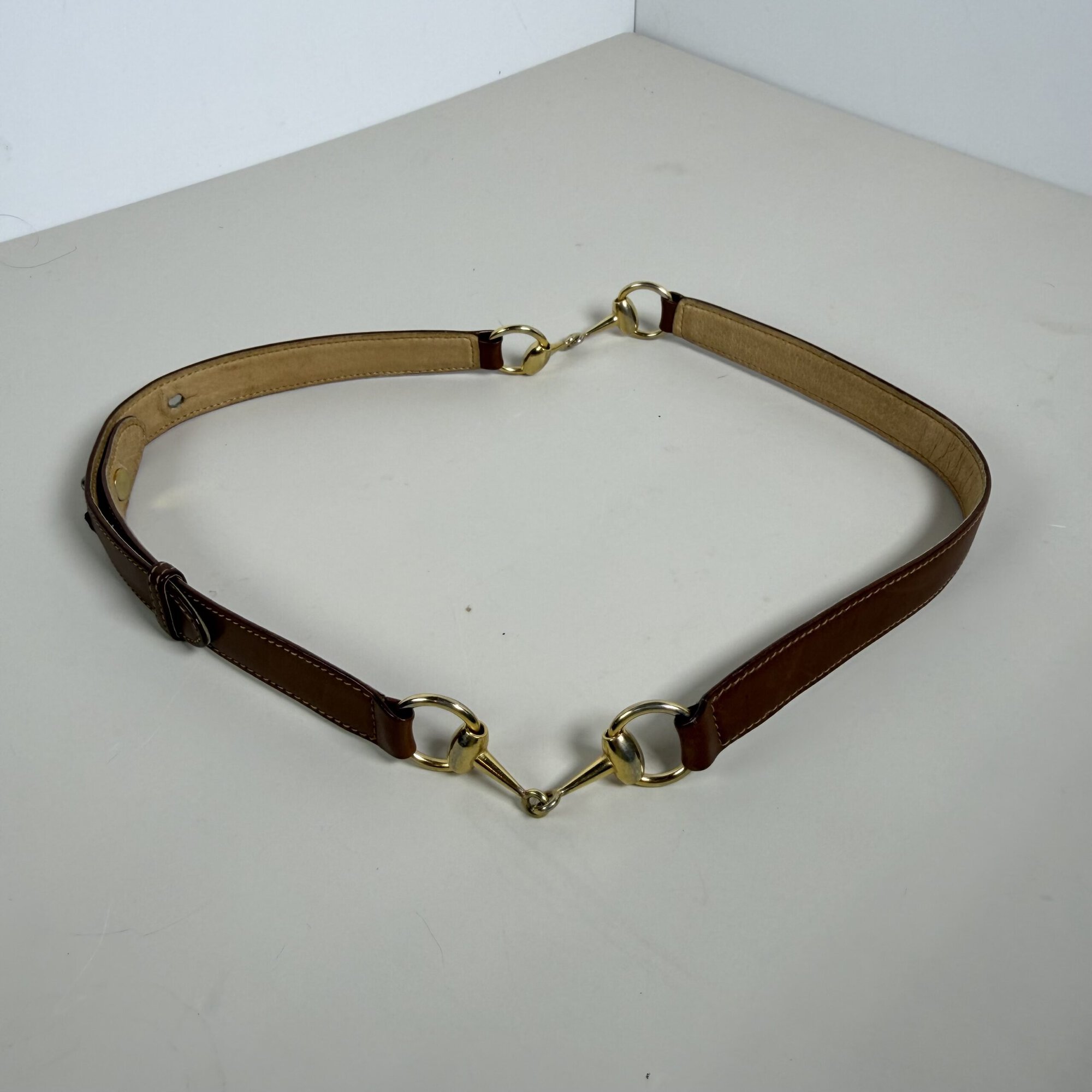 Gucci Vintage Brown Leather Horsebit Buckle Waist Belt Gold-Tone Hardware Size 70/28