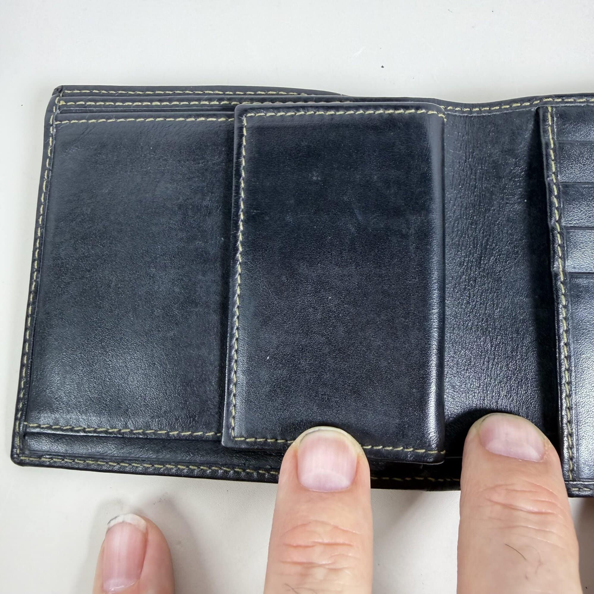 Fendi Vintage Pequin Stripe Coated Canvas Bi-Fold Wallet with Leather Trim and FF Logo Emblem - Image 7