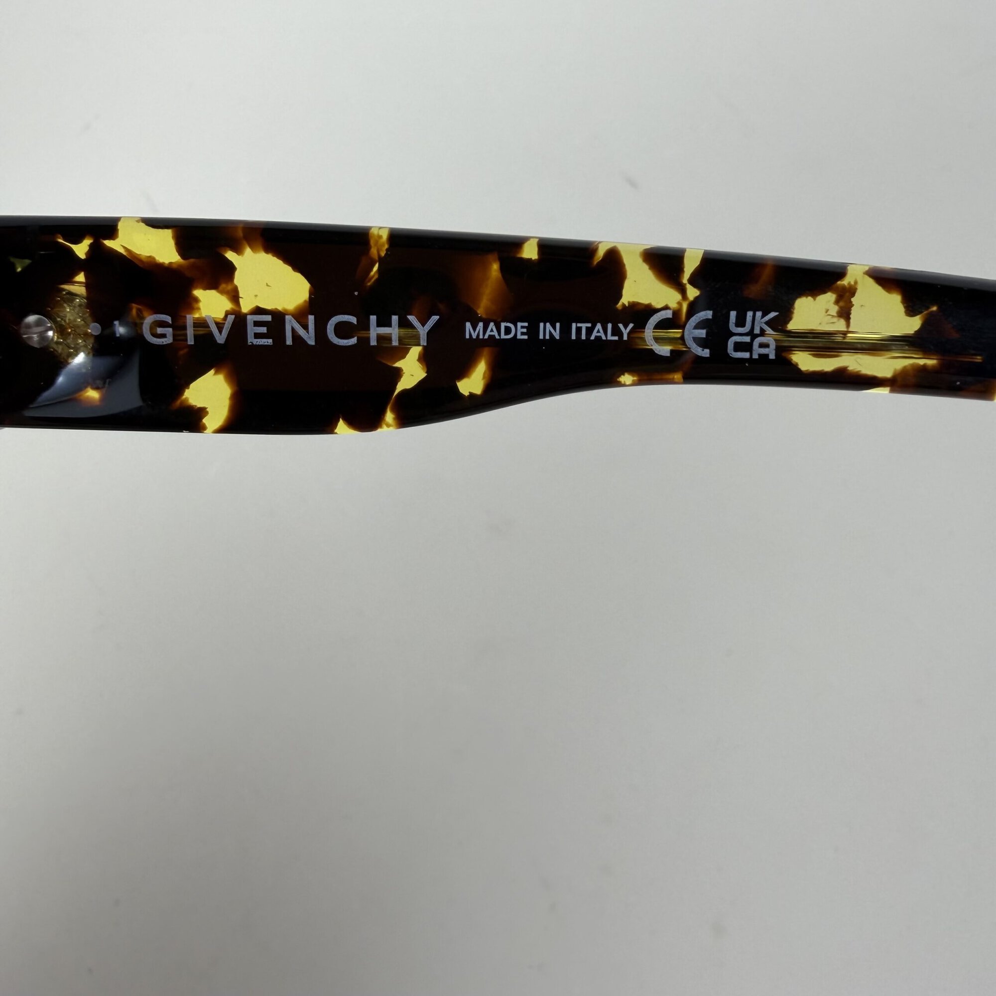 Givenchy 4G Liquid Cat-Eye Sunglasses (GV40094I) - Image 5