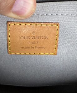 Louis Vuitton Monogram Vernis Rosewood Avenue Shoulder Bag - Image 11