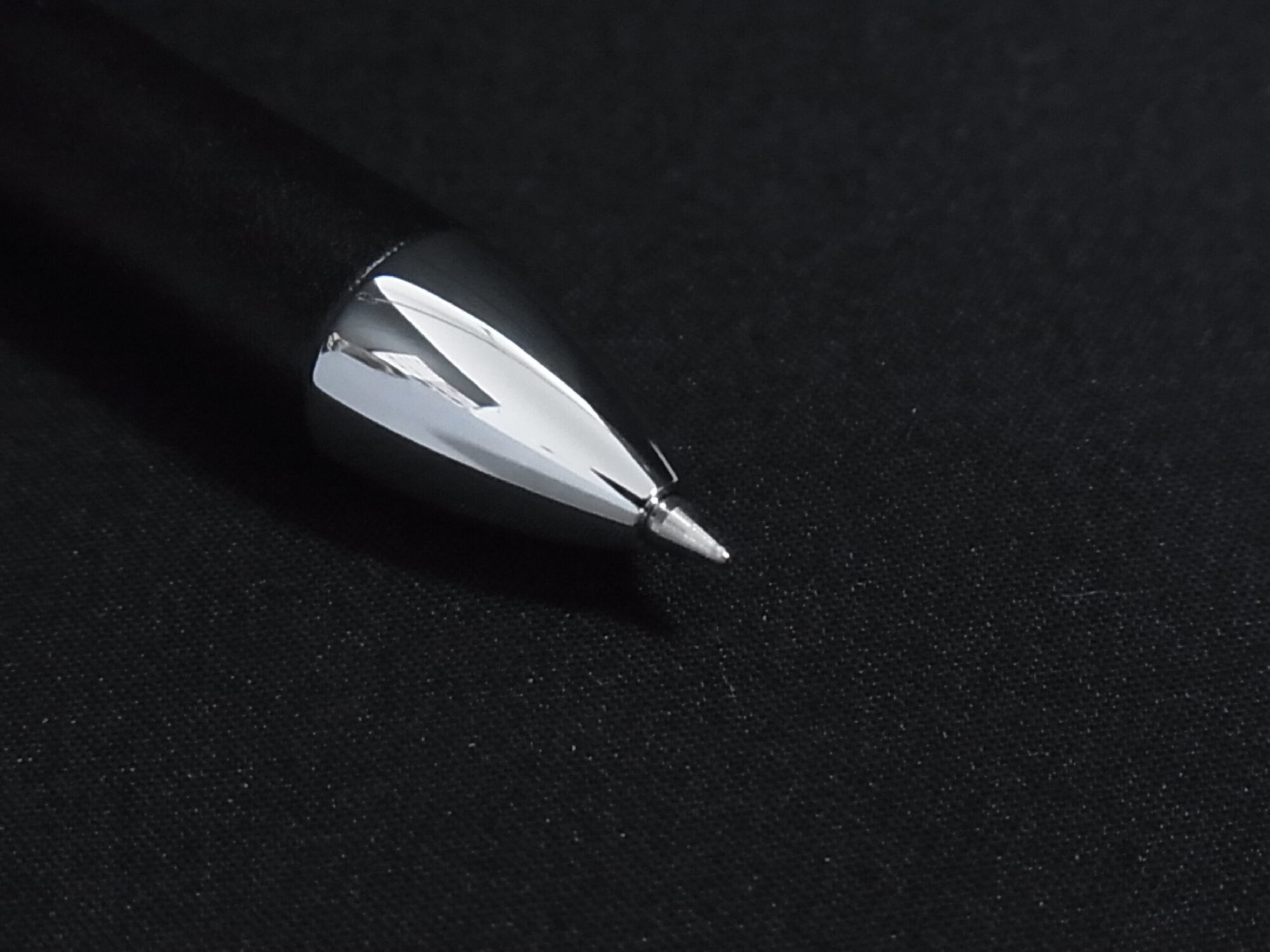 Vivienne Westwood Black Faux Leather Silver Orb Ballpoint Pen - Image 3