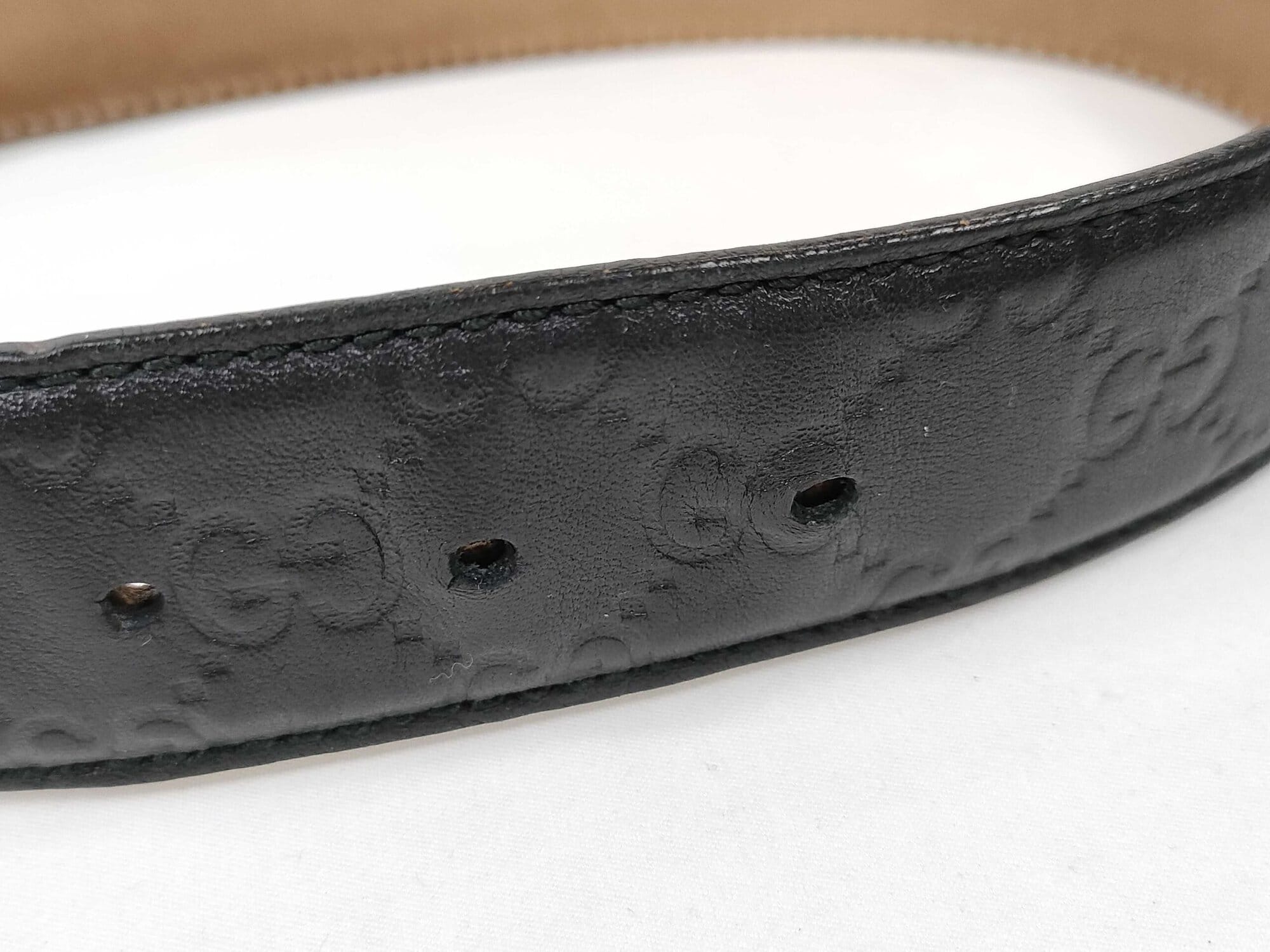 Gucci Black Guccissima Leather Gold Interlocking G Icon Belt size 80-32 - Image 6