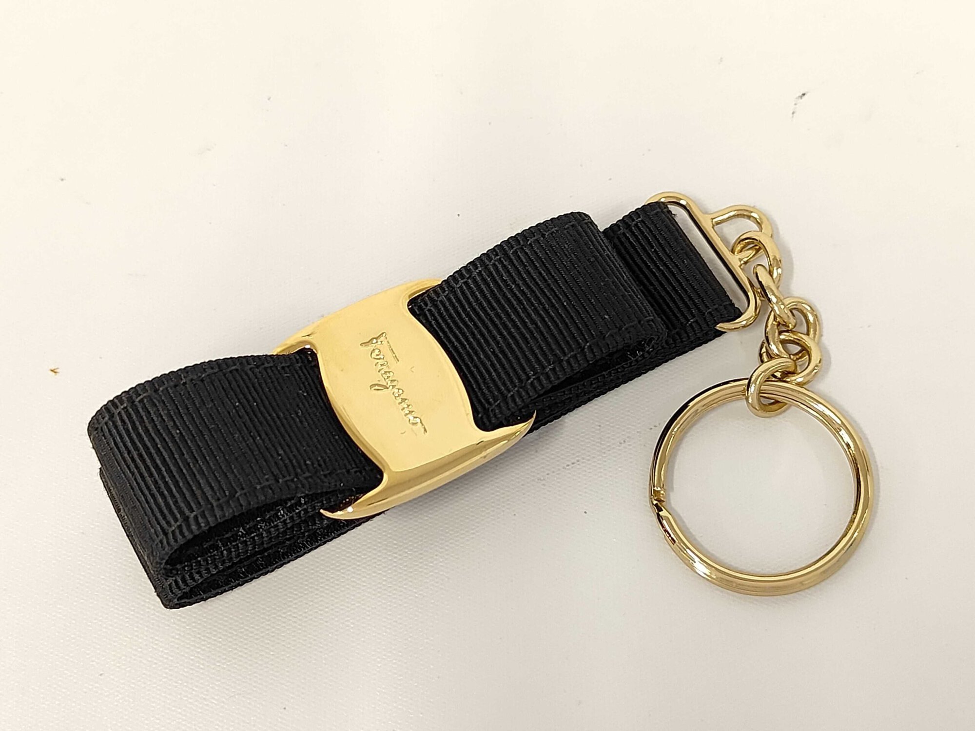 Salvatore Ferragamo Black Vara Bow Grossgrain Keyring Charm