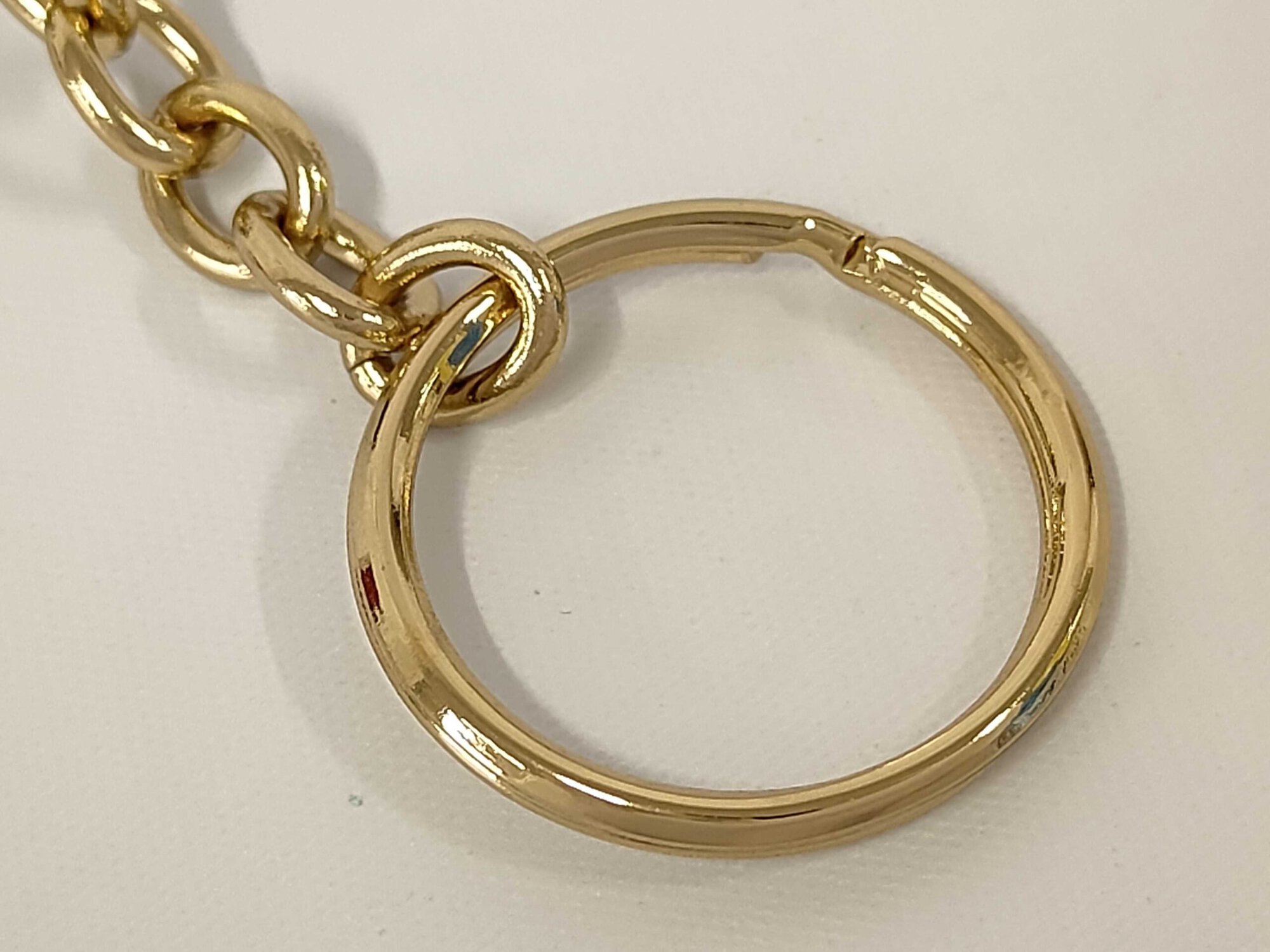 Salvatore Ferragamo Black Vara Bow Grossgrain Keyring Charm - Image 4