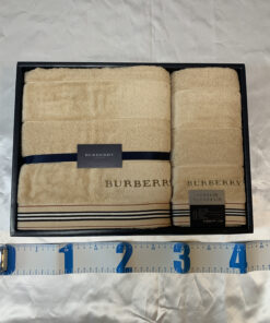 Alternative view of Burberry Beige Cotton Embroidered Towel Set