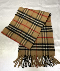 Burberrys vintage Nova Check camel lambswool scarf folded with twisted fringe trim
