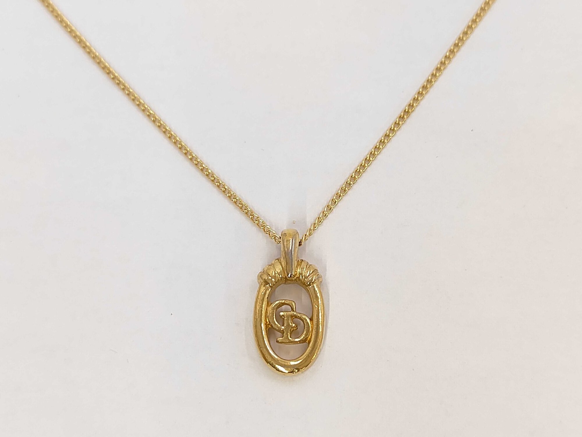 Christian Dior Gold Plated Interlocking CD Logo Oval Medallion Pendant Necklace