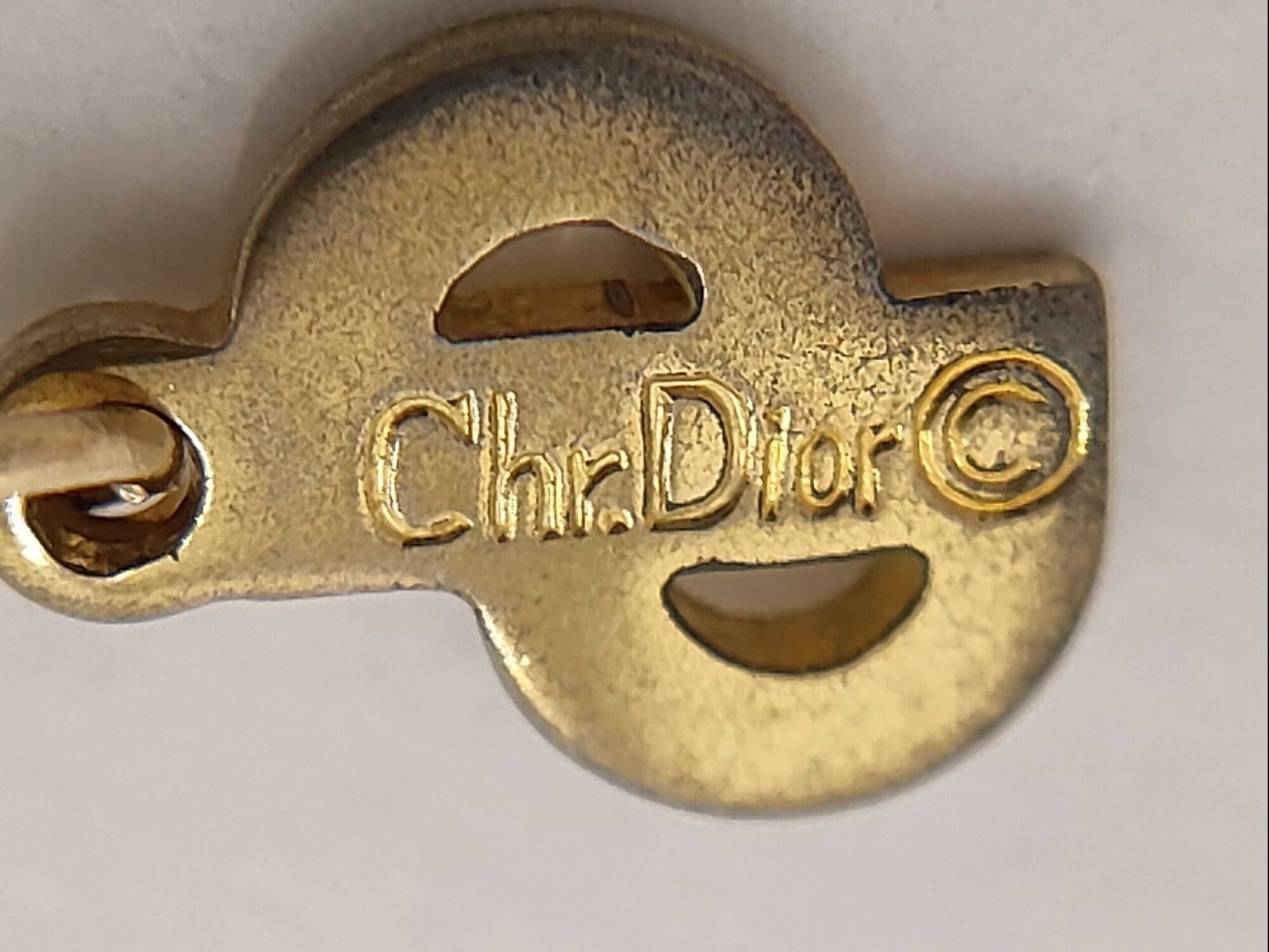 Christian Dior Gold Plated Interlocking CD Logo Oval Medallion Pendant Necklace - Image 6
