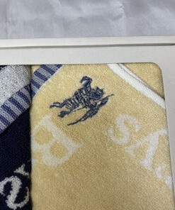 Burberrys 2-Piece Logo & Equestrian Knight Mini Towel Set in Box, additional view 4