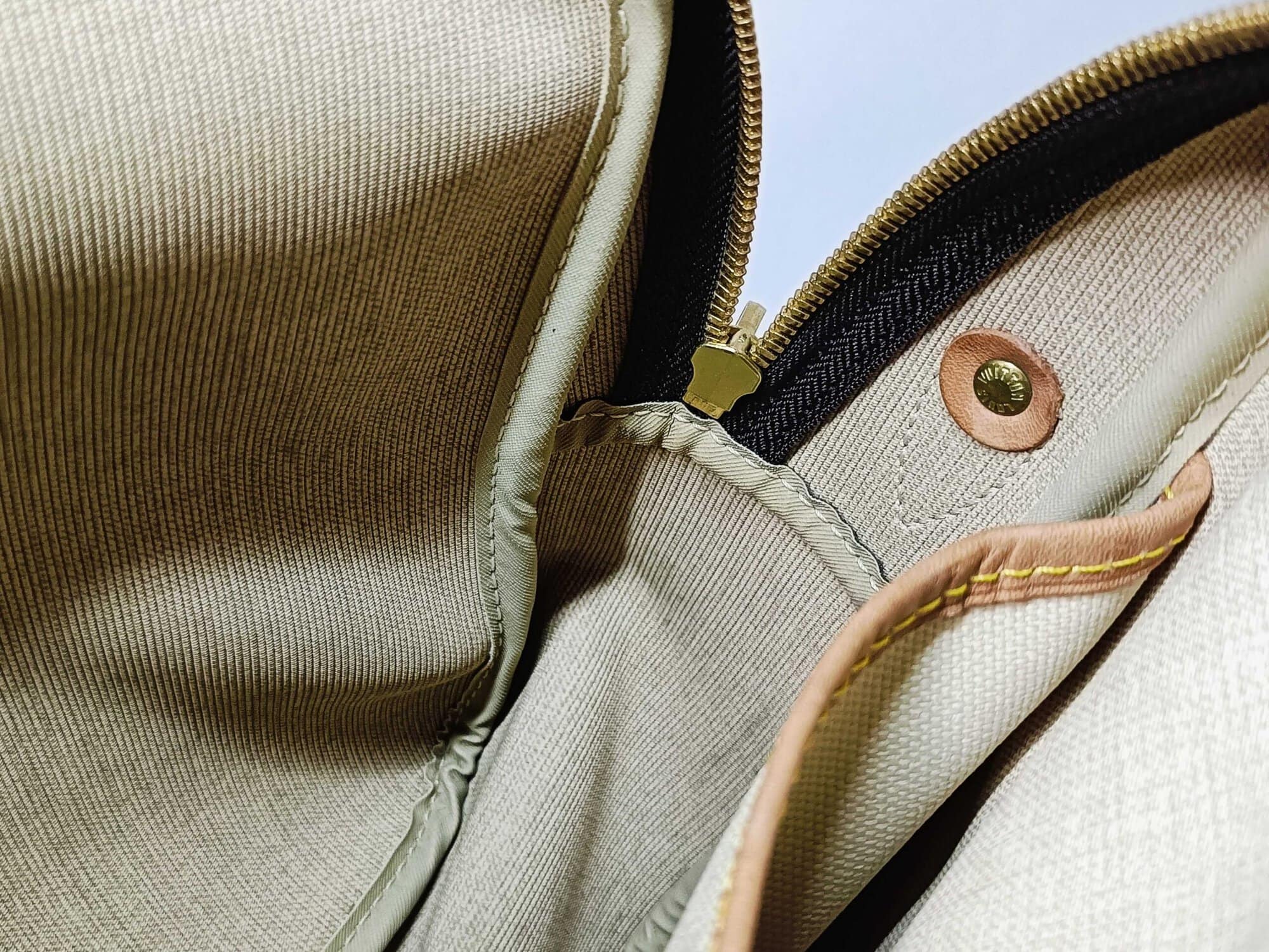 Louis Vuitton Monogram Canvas Reporter GM Messenger Bag, additional view 10