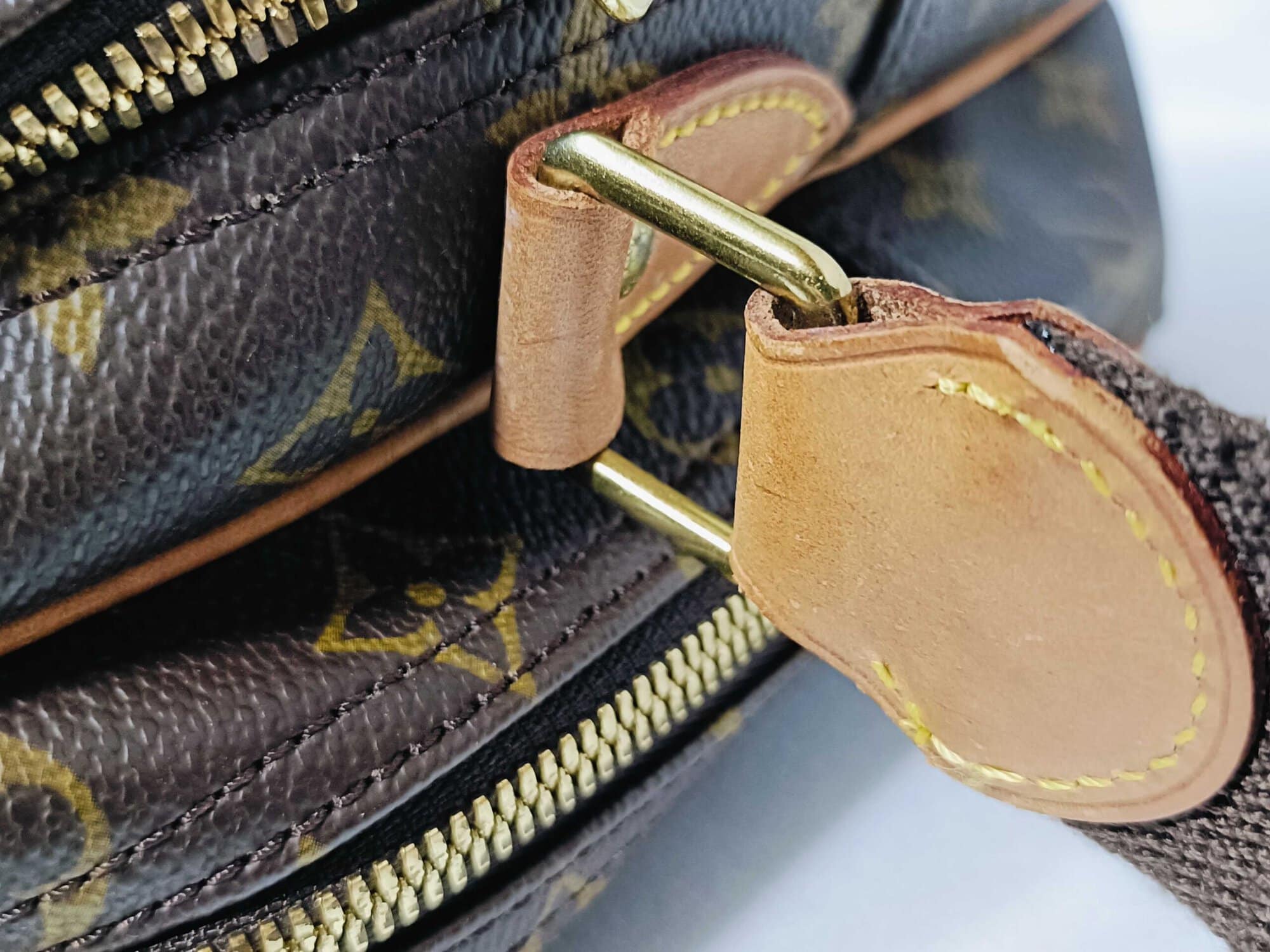 Louis Vuitton Monogram Canvas Reporter GM Messenger Bag, additional view 5