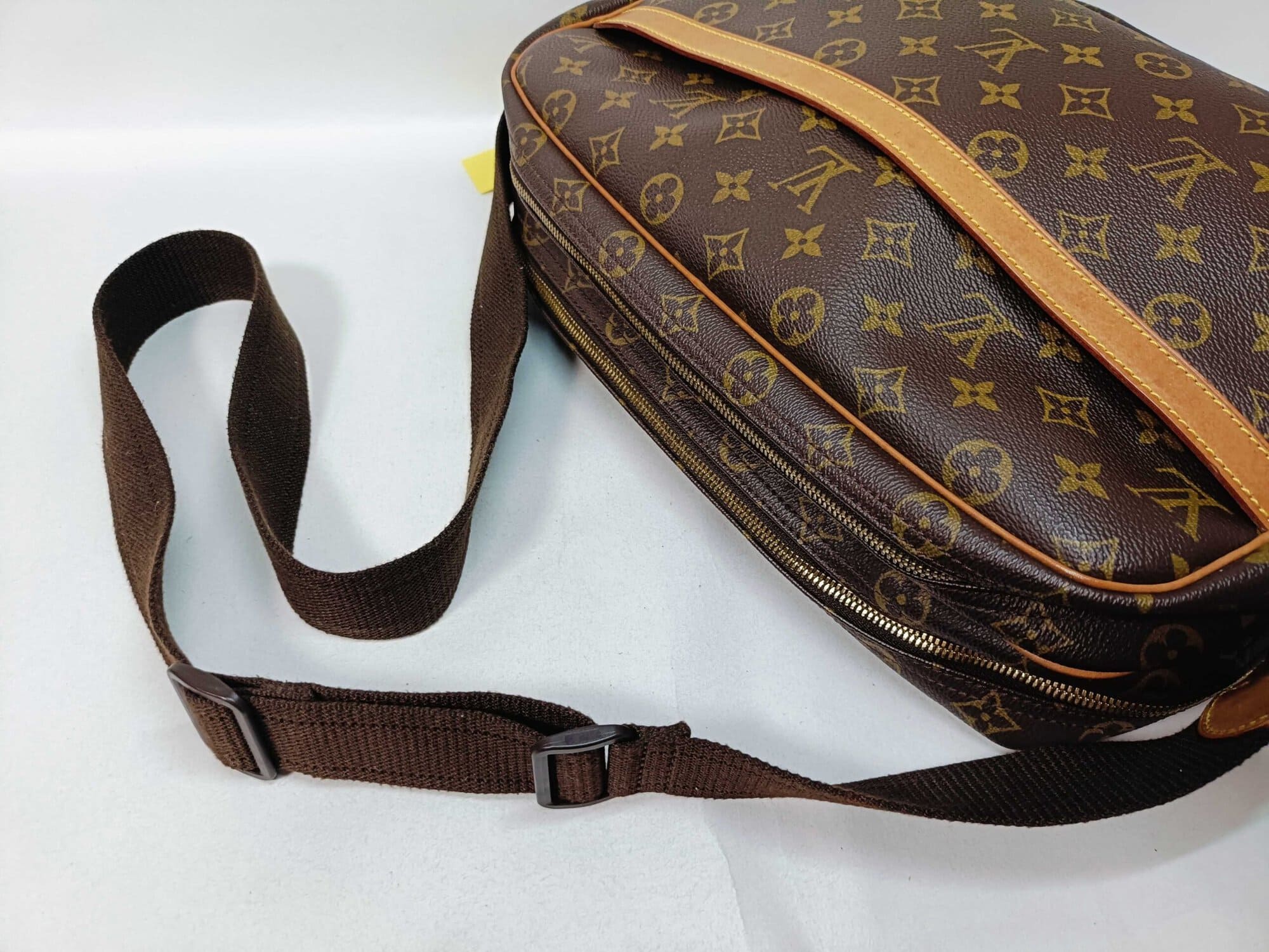 Louis Vuitton Monogram Canvas Reporter GM Messenger Bag, additional view 3