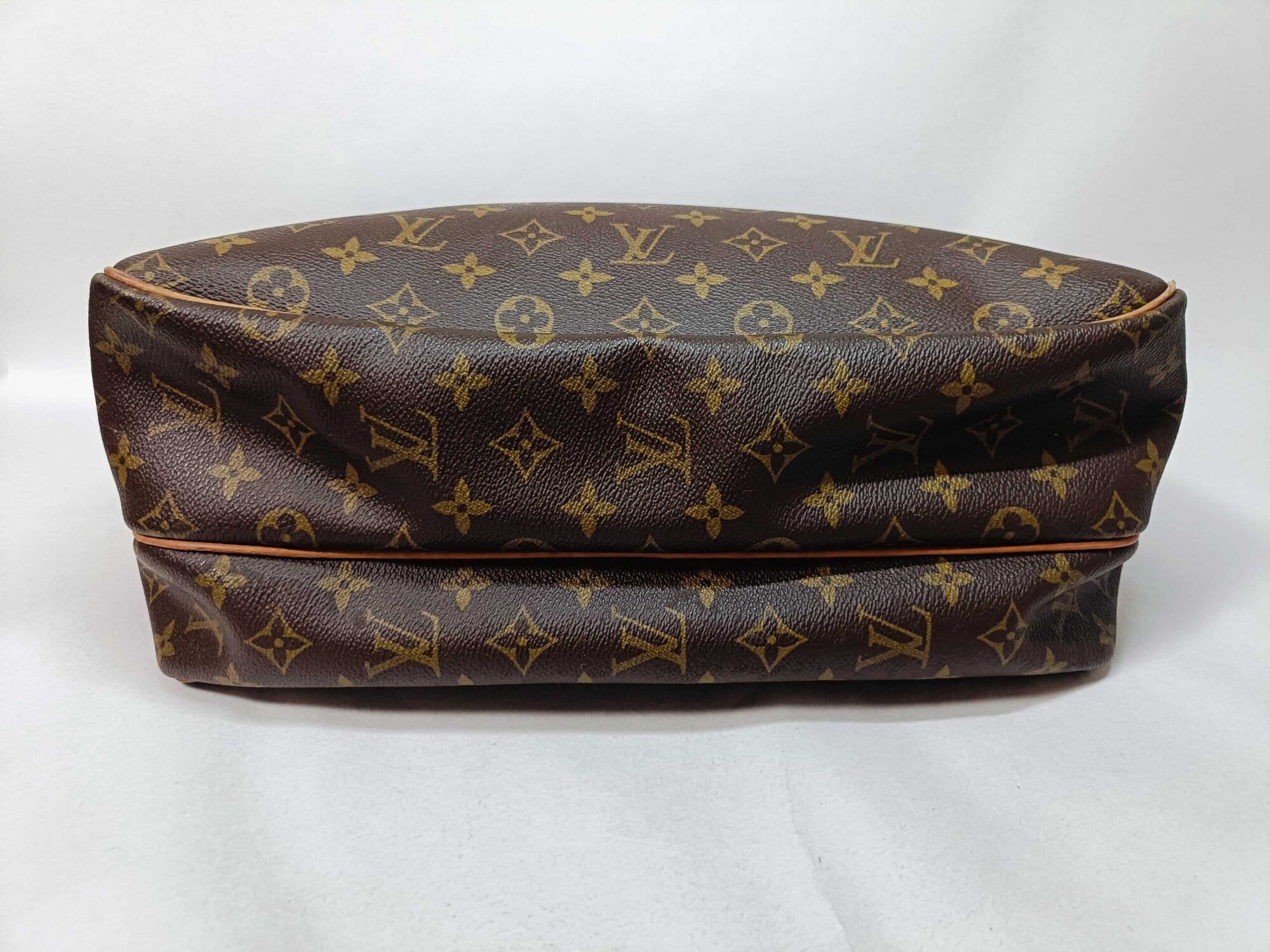Louis Vuitton Monogram Canvas Reporter GM Messenger Bag, additional view 7