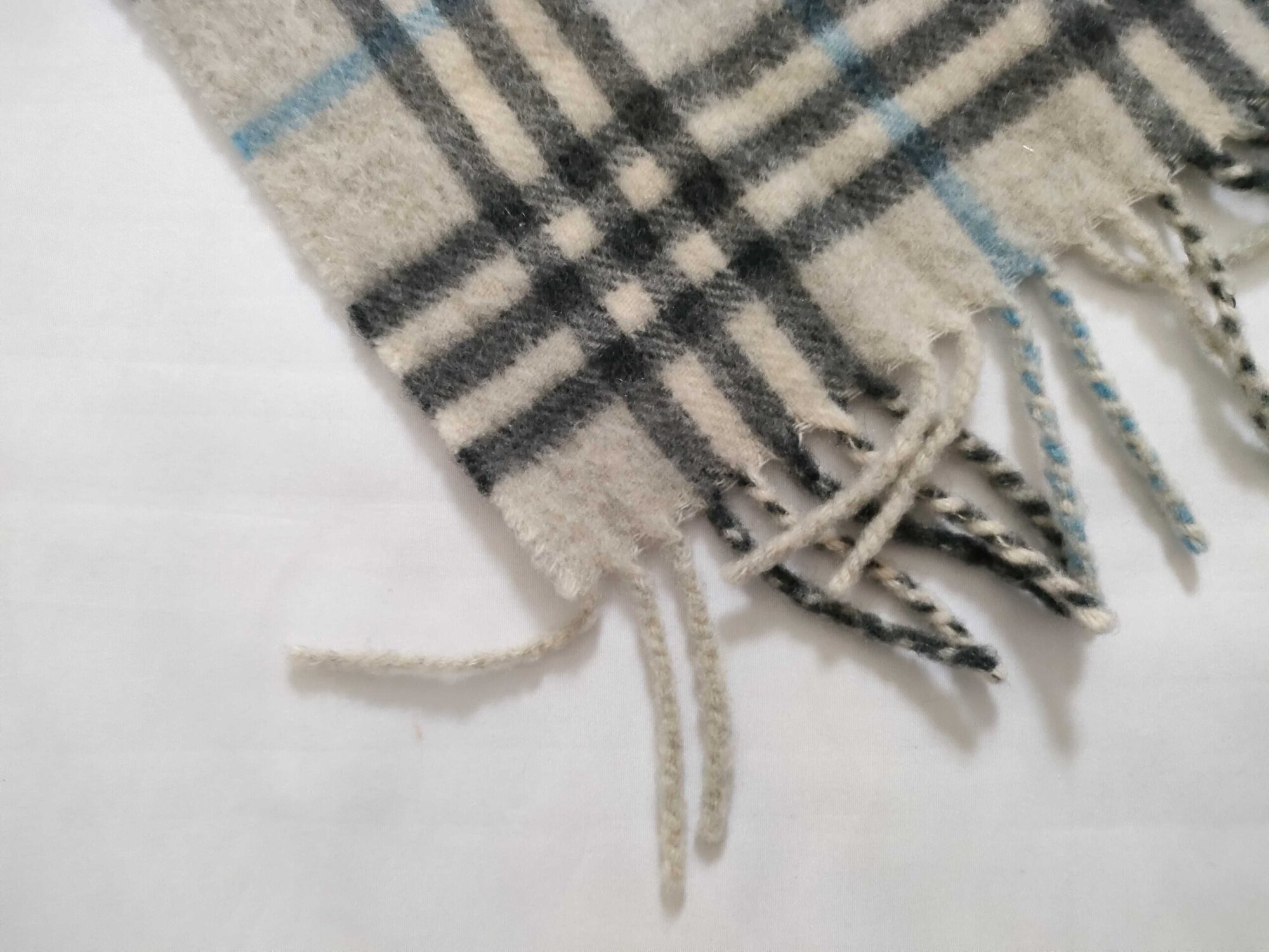 Burberry London Cream & Light Blue Plaid 100% Cashmere Fringe Scarf - Image 3