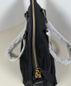 Burberry Black Nylon LG Zip Tote - Image 4