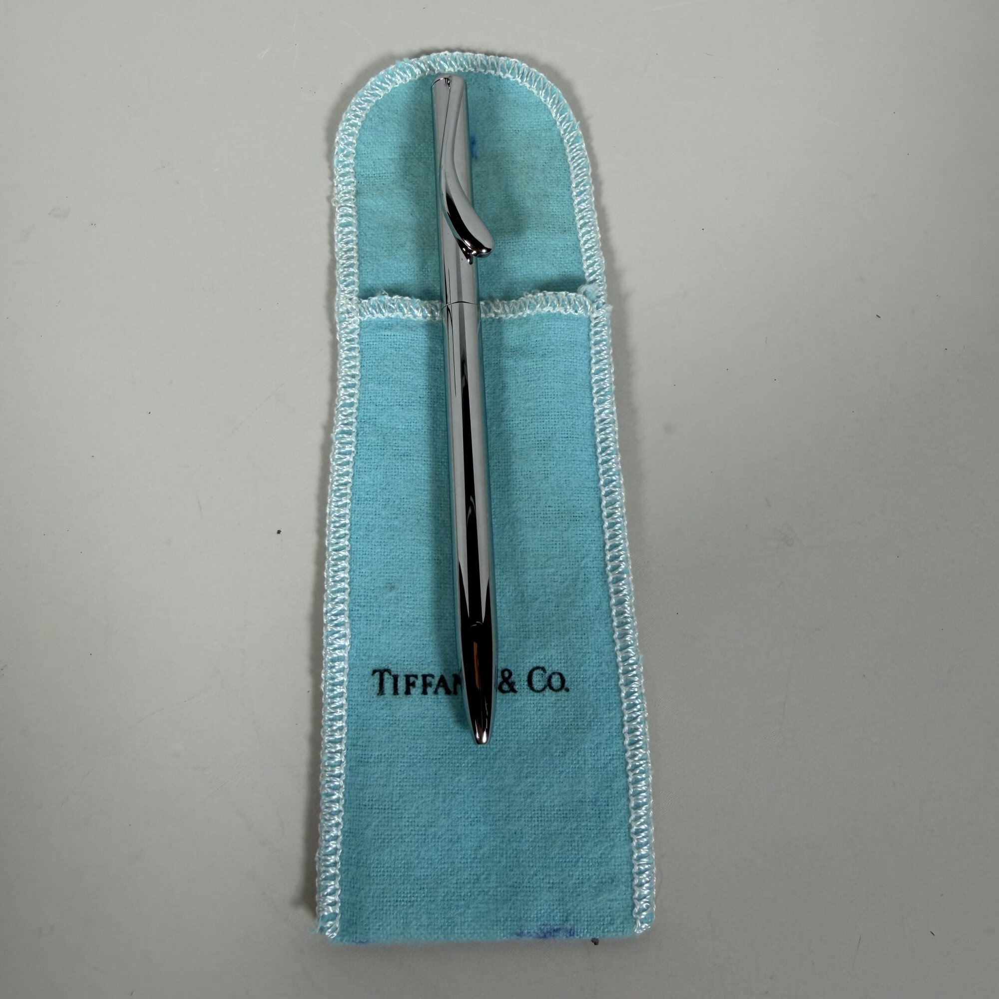 Tiffany & Co. Elsa Peretti Sterling Silver Teardrop Retractable Ballpoint Pen - Image 8