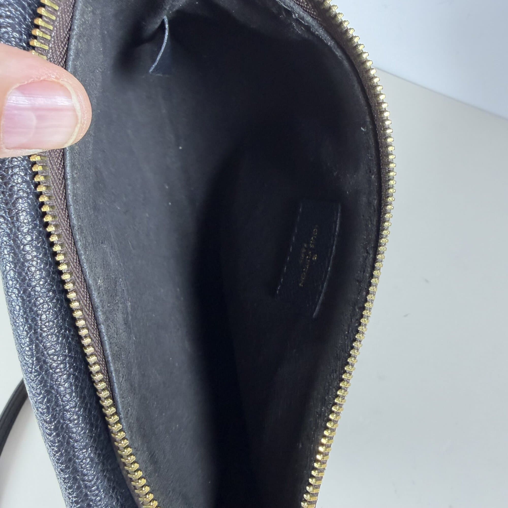 Louis Vuitton Monogram Noir Black Leather Twice Pochette Crossbody Bag - Image 10