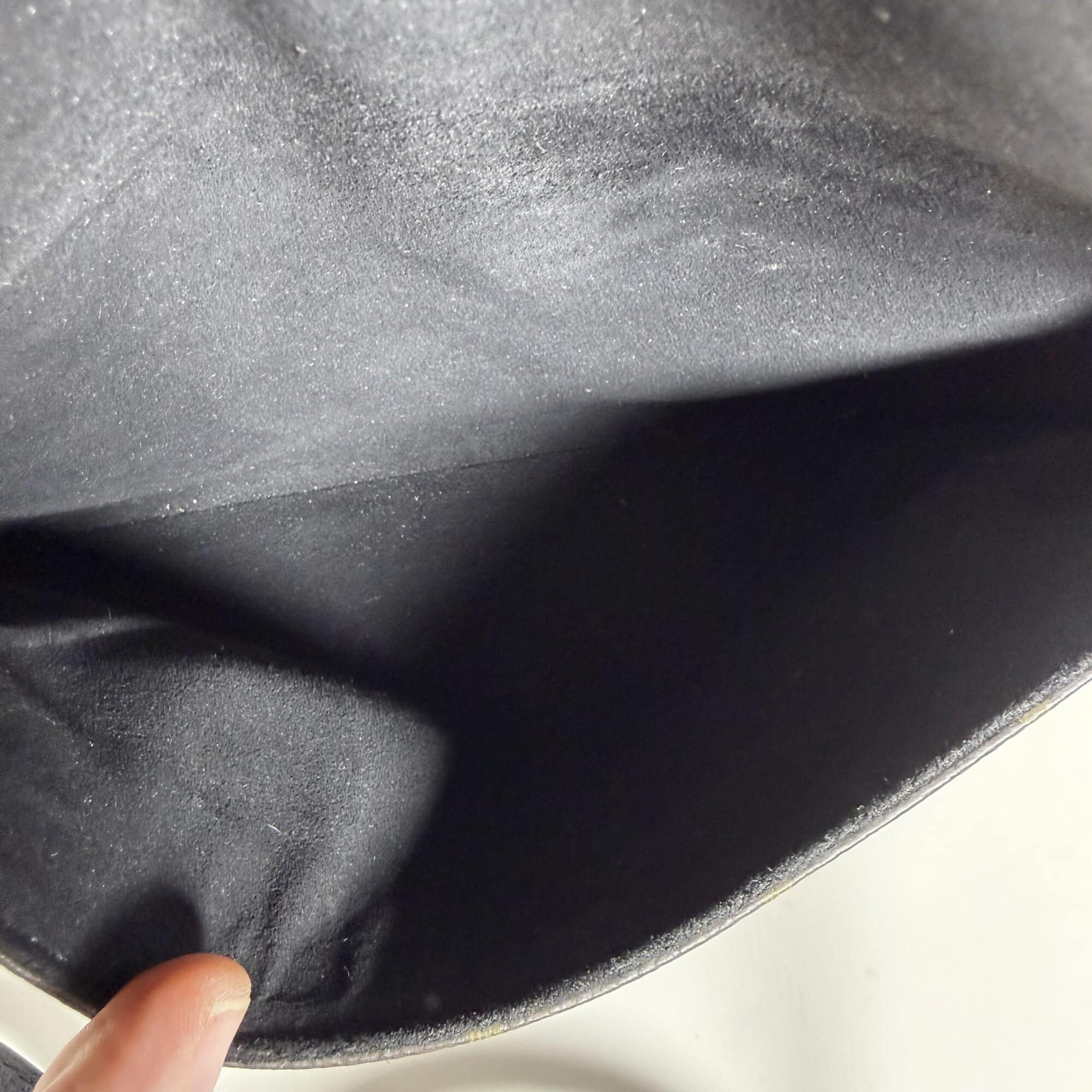 Louis Vuitton Monogram Noir Black Leather Twice Pochette Crossbody Bag - Image 13