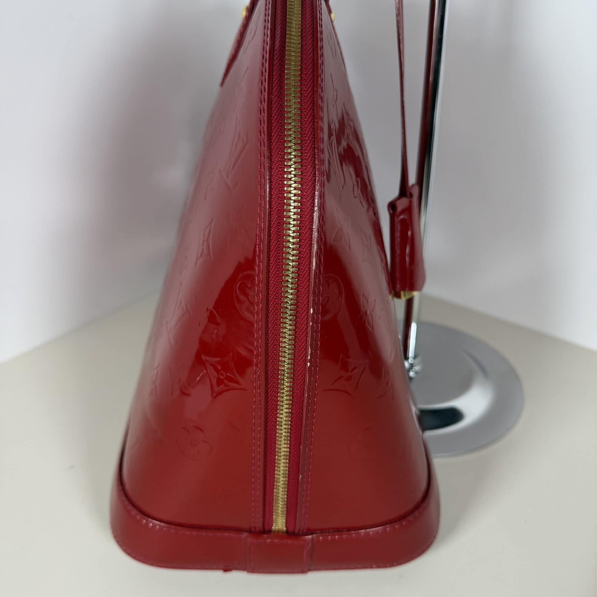 Louis Vuitton Pomme d'Amour Monogram Vernis Alma GM Bag image 2