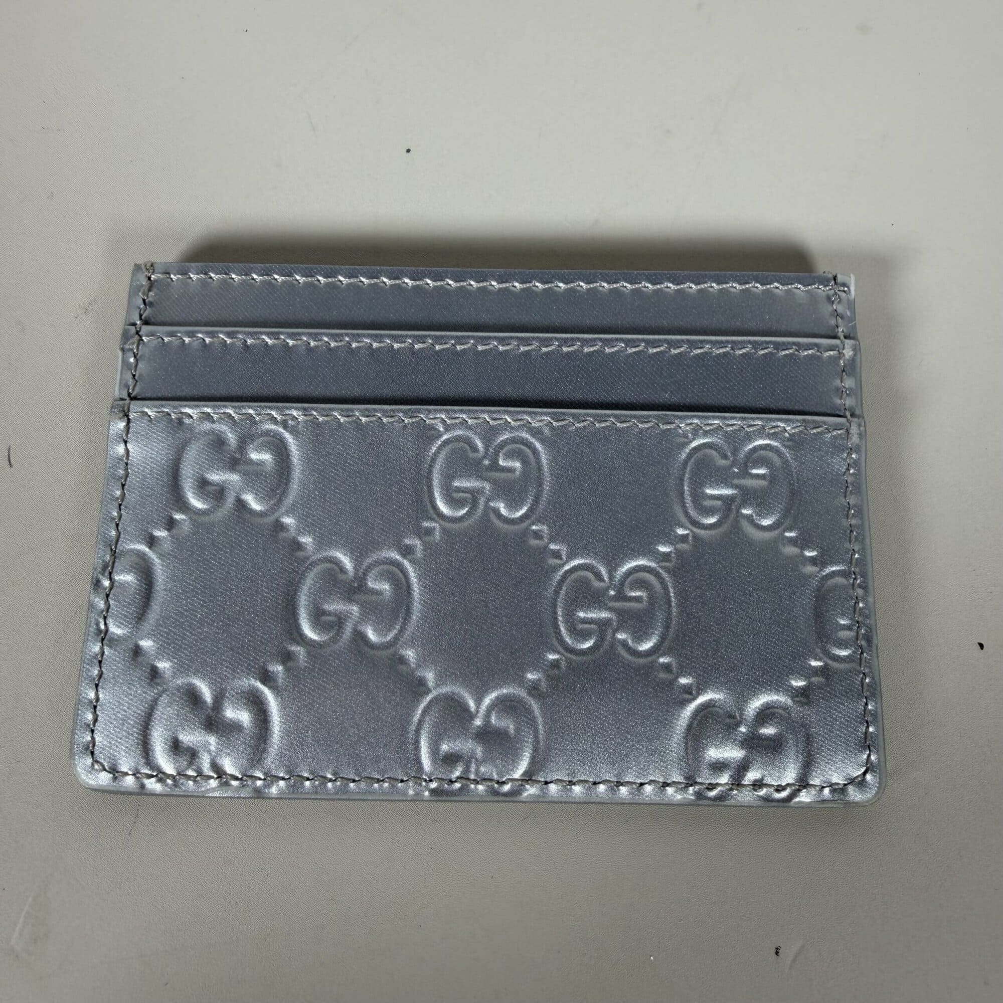 Gucci Metallic Silver GG Emblem Leather Pocket Card Holder image 2