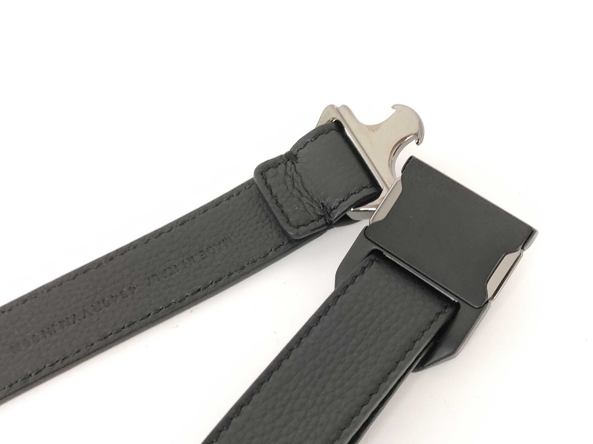 Christian Dior Men's Matte Black CD Quick-Release Tactical Buckle Grained Leather Belt - Image 4