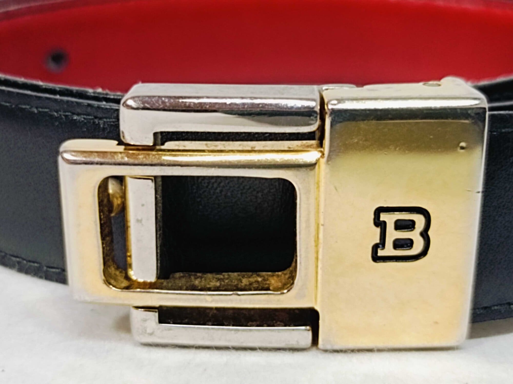 Bally Black & Red Reversible Grained Leather B-Logo Buckle Belt 70/28, additional view 2