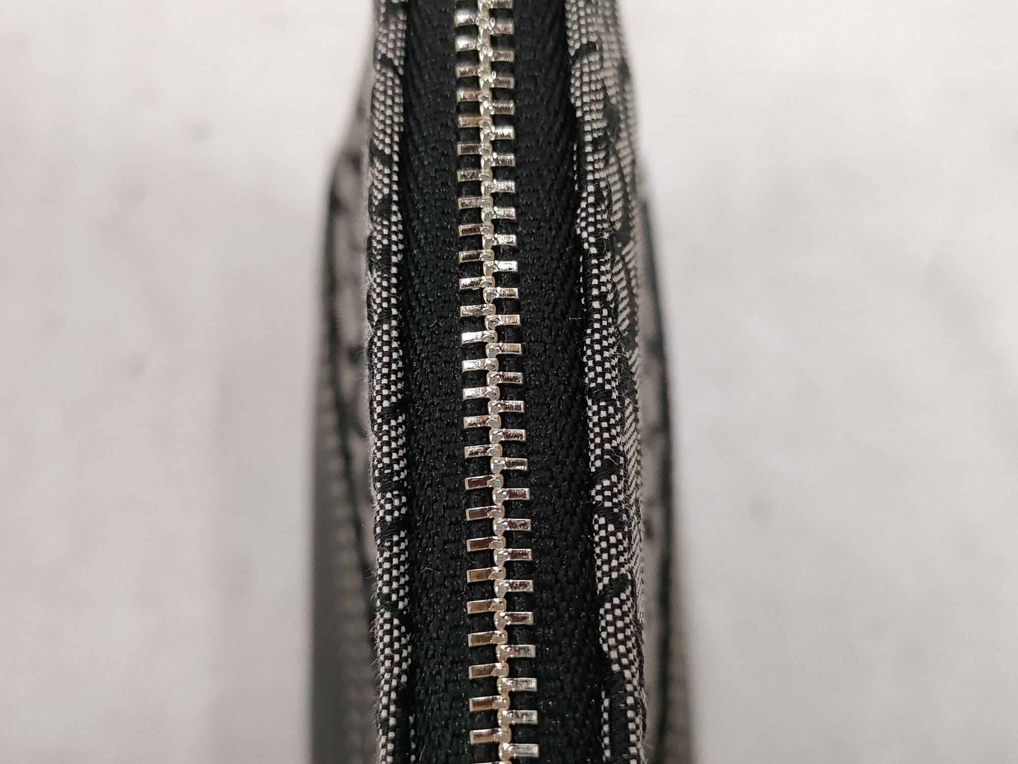 Coach Black & Gray Signature Mini Jacquard Leather-Trim Corner-Zip Wristlet - Image 6