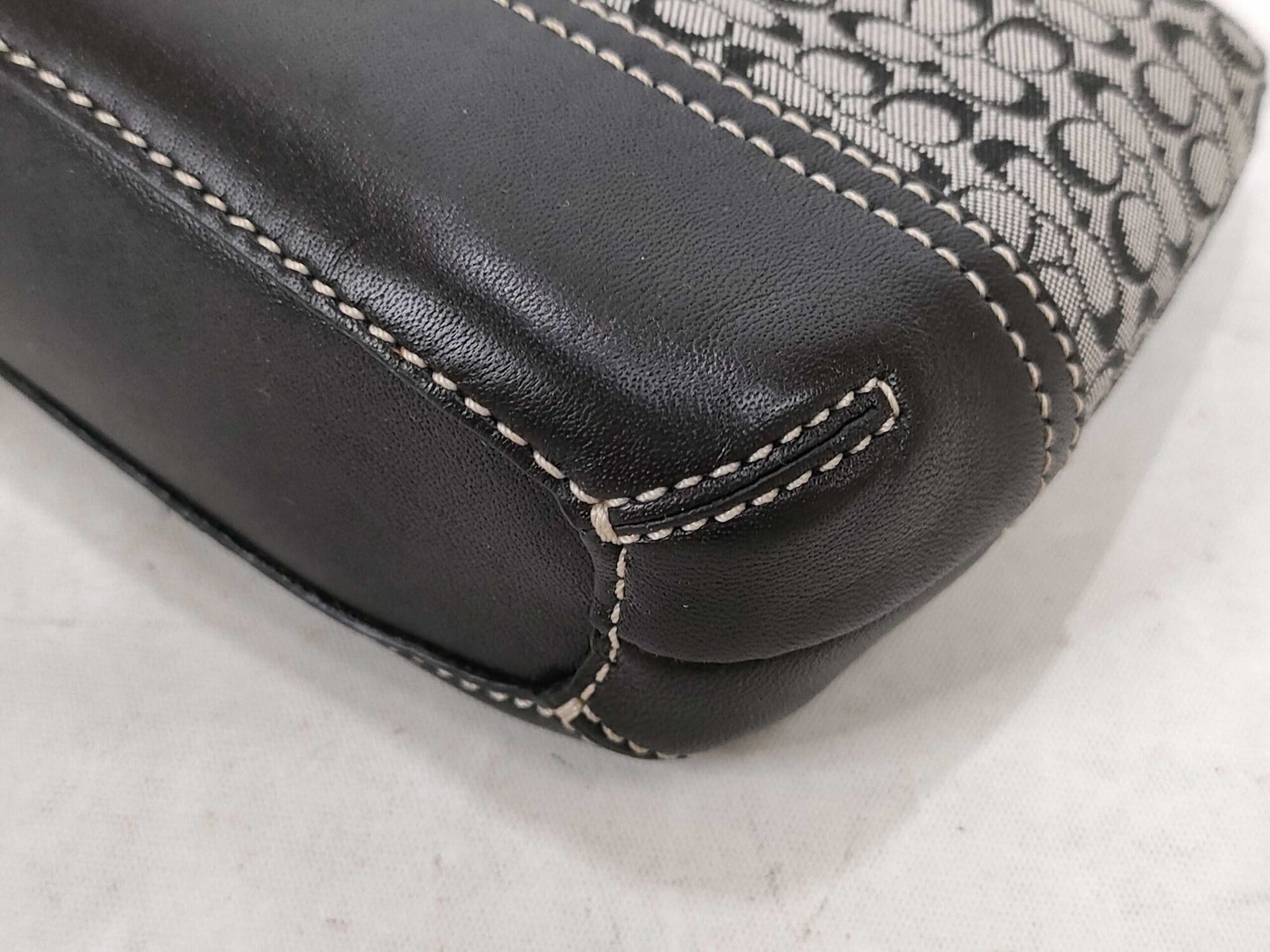 Coach Black & Gray Signature Mini Jacquard Leather-Trim Corner-Zip Wristlet - Image 7
