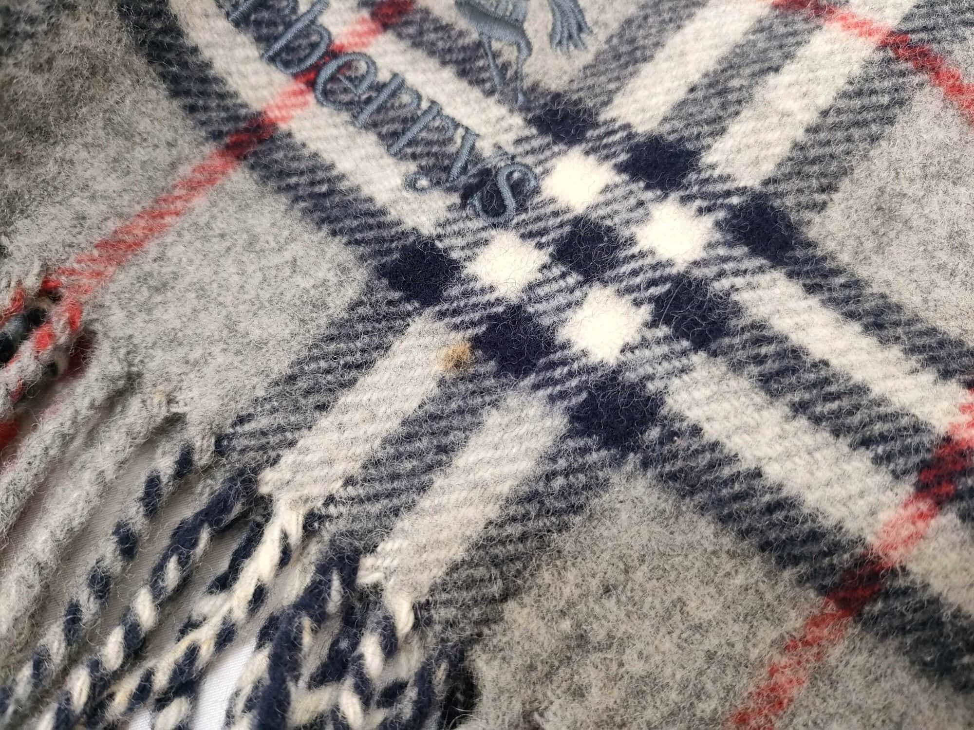 Vintage Burberrys of London Gray House Check 100% Pure Wool Oversized Scarf Shawl, additional view 6