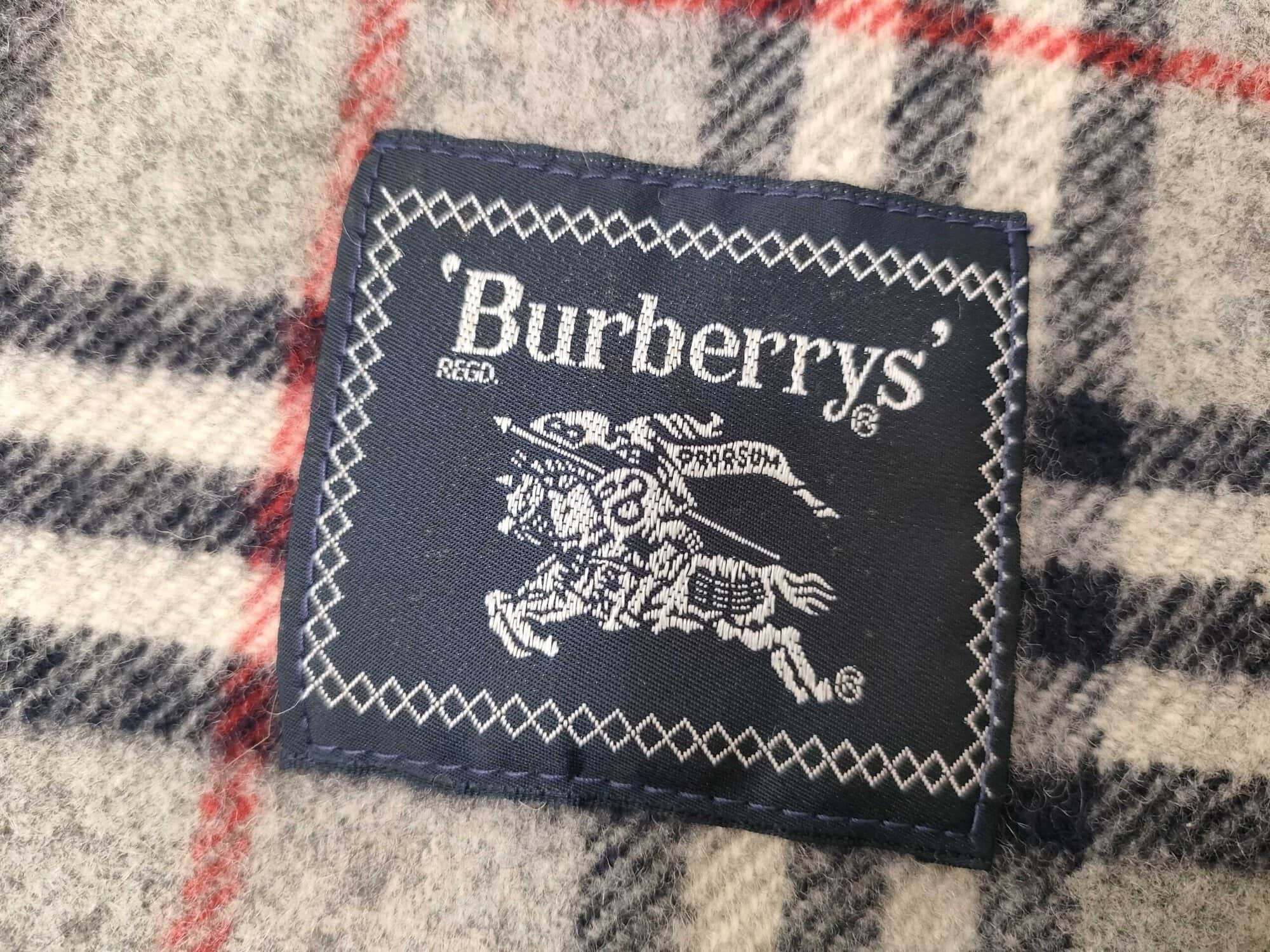 Vintage Burberrys of London Gray House Check 100% Pure Wool Oversized Scarf Shawl, additional view 4